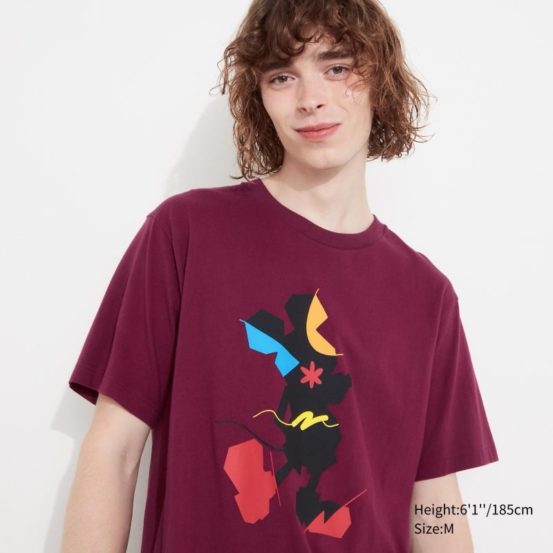 Uniqlo Mickey Stands Ut Short-sleeve Graphic T-shirts Heren Bordeaux | 3679888